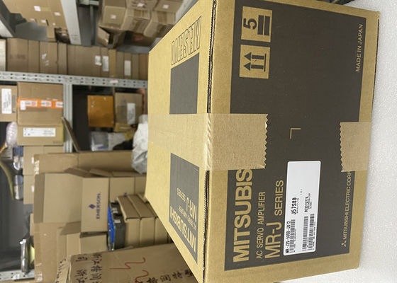 Участок 200 усилителя 3 сервопривода AC Мицубиси MR-J2S-500B 5Kw к 230VAC 50/60Hz