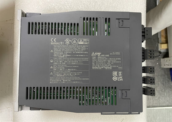 Усилитель Мицубиси 400W 3PH 170V 50/60HZ сервопривода AC MR-J4W3-444B