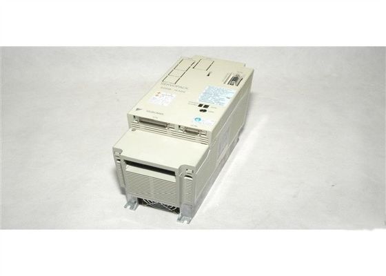 Усилитель 200V сервопривода AC SGDB-15ADS - входной сигнал 230V 9.5A Servopack 10 AMPS