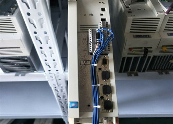 переменный инвертор частоты 1.5kw 9300 для мотора Lenze EVS9323-ETV004 3 участков