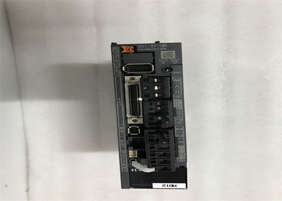 Серия усилителя MR-J4-10A MELSERVO J4 сервопривода AC MR-J4-10B100W 1.5A