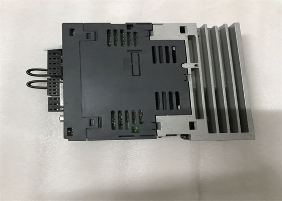 Серия усилителя MR-J4-10A MELSERVO J4 сервопривода AC MR-J4-10B100W 1.5A