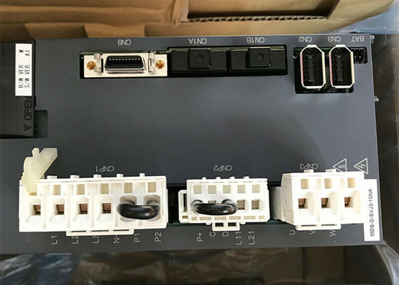 Привод AC 3 участков водителя MDS-D-SVJ3-10NA мотора сервопривода Мицубиси MELDAS 1.0KW промышленный