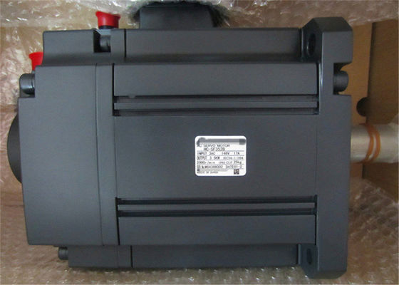 Мотор сервопривода 129V Ac черного цвета трехфазный МИЦУБИСИ HC-SF352B HC-SF352BK