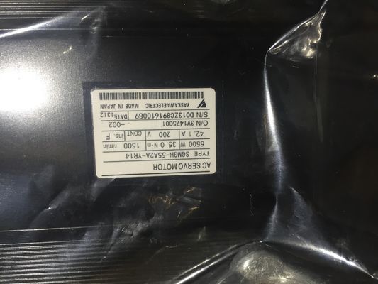 МОТОР СЕРВОПРИВОДА 42.1A AC SGMGH-55A2A-YR14 YASKAWA ЭЛЕКТРИЧЕСКИЙ N.m30.0 r/min 1500