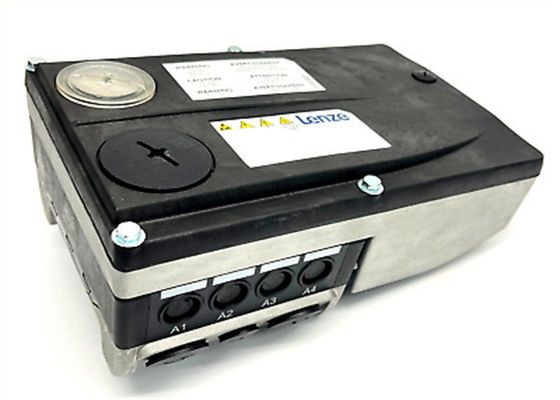 ИНВЕРТОР Lenze E84DGDVB55142PS УПРАВЛЯЕТ ТЕЧЕНИЕМ MOTEC 8400 ВЫВЕДЕННЫМ НАРУЖУ 1,8 AMP