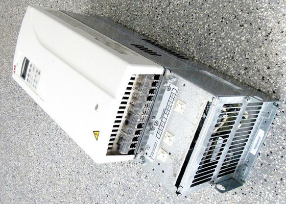 Приводы ACS800 одиночные 31A инвертора 68672929 частоты ACS800-U31-0020-5