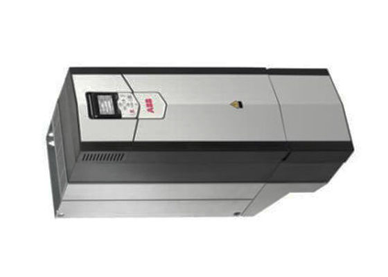 AC низшего напряжения инвертора частоты ACS880-01-096A-5 3AUA0000090441 управляет 96A