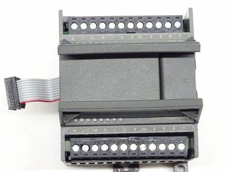 6ES7223-1PH22-0AX0 Сименс SIMATIC S7-200, EM 223 I/O цифров 8 DC v DI 24