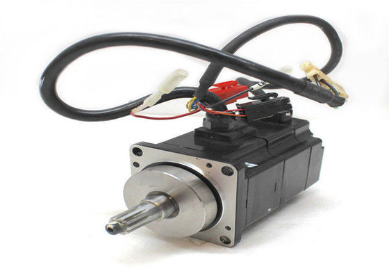 Мотор сервопривода 100W AC SGMPH-01A1A-YR11 Yaskawa, 200V, 0.89A, 3000 RPM, Motoman