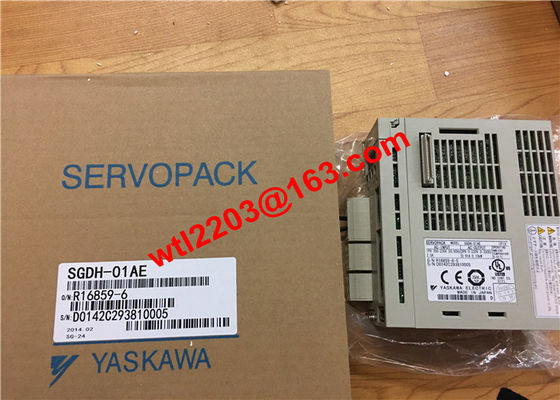 Промышленный сервопривод 50/60HZ управляет YASKAWA SGDH-01AE SERVOPACK совершенно новым