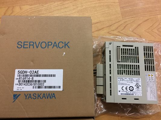 Промышленный сервопривод 50/60HZ управляет YASKAWA SGDH-02AE SERVOPACK совершенно новым