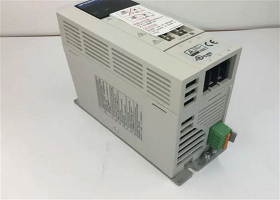 Промышленный сервопривод MR-J2S-40CP1 управляет усилителем сервопривода Мицубиси 400w