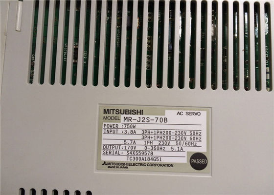 УСИЛИТЕЛЬ 200V AC привода MR-J2S-70B-U005 сервопривода Mitsubishi Electric 750W НОВЫЙ В ЗАПАСЕ