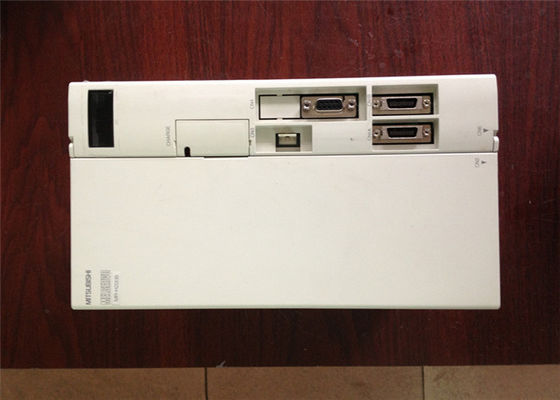 НОВЫЙ СЕРВОПРИВОД ЯПОНИИ Мицубиси УПРАВЛЯЕТ AC 10 AMP 2KW 200-230VAC 50/60HZ MR-H200B