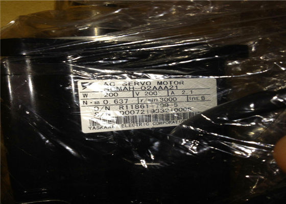 МОТОР СЕРВОПРИВОДА 200W AC SGMAH-02AAA21 сигмы II YASKAWA SGMAH 2.1A 0.637N.m