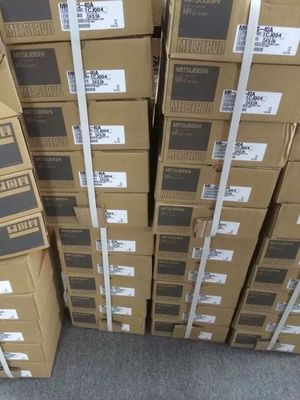 Выход мотора сервопривода 3.5KW Мицубиси HC-UFS352 Melservo HC 2000 rpm 3,5
