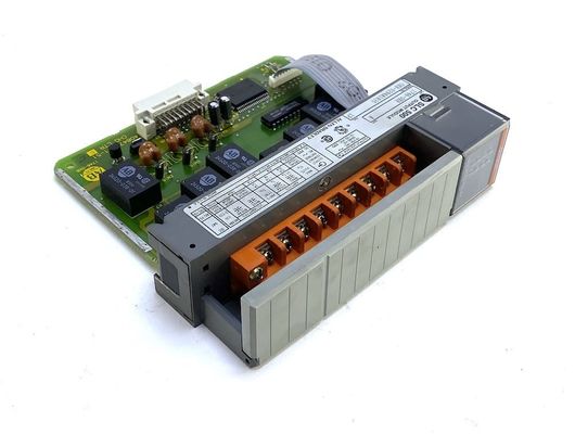 AB 1746-OX8 ВЫВЕЛ НАРУЖУ РЕЛЕ SLC 500 МОДУЛЯ ИЗОЛИРОВАННОЕ 8 ПУНКТОВ 50/60 HZ