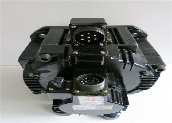 МОТОР СЕРВОПРИВОДА AC мотора сервопривода 3200W Ac bYaskawa SGMDH-32A2A-YR13 одновременный 200V 20.9A