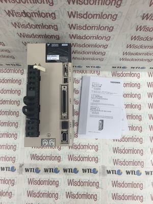 Привод мотора сервопривода AC 1PH 200-230V, YASKAWA Servopack SGDV-5R5A01A 50/60HZ 3.7A
