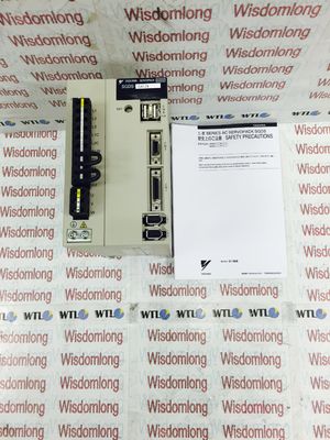 Промышленный сервопривод 50/60HZ управляет YASKAWA SGDS-15A12A SERVOPACK совершенно новым