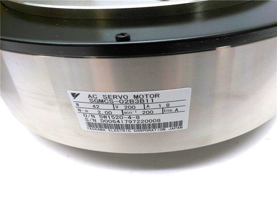 Промышленный МОТОР СЕРВОПРИВОДА AC Yaskawa 42W 2000RMP мотора сервопривода SGMCS-02B3B11