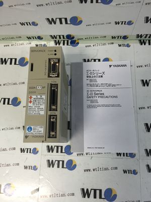 Один мотор Yaskawa гарантии года управляет SGD-A3AP Servopack 1PH 200-230V 50/60HZ 11AMPS