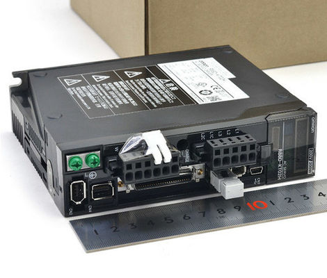 AC 200 сервопривода OMRON R88D-KT02H | 230VAC поставка 1.6A 230V нагружает 200 w