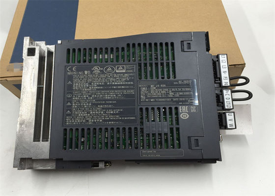 Привод сервопривода УСИЛИТЕЛЯ MR-J4-200A 2KW 200V СЕРВОПРИВОДА Мицубиси НОВЫЙ в запасе