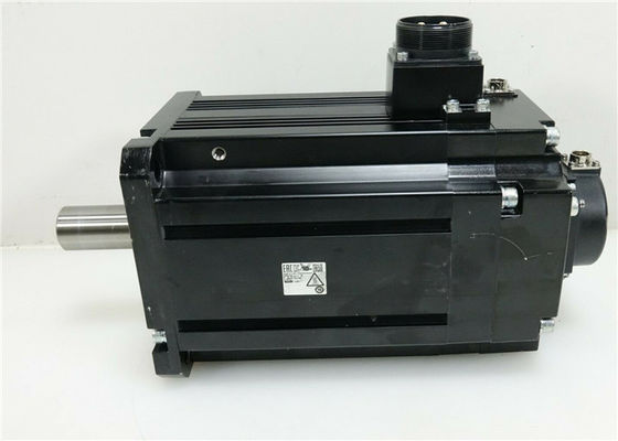 Мотор сервопривода 7.0KW AC J3 Мицубиси HF-SP702B с тормозом промышленным 2000rpm