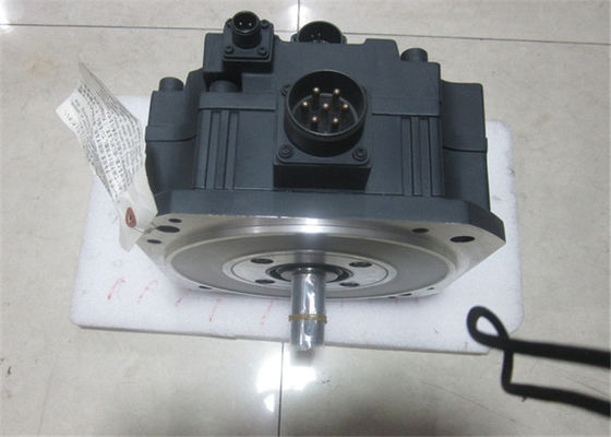 Промышленный мотор сервопривода 2000R/MIN Мицубиси 2.0KW HC-UF202B-S1 3AC 110V 24A