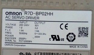 OMRON R7D-BP02HH Сервопривод переменного тока 200 В переменного тока Питание 1,6 А 200 В Нагрузка 200 Вт Крепление на шасси