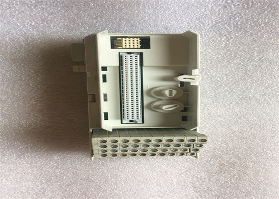 Блок прекращения модуля компакта ABB TU818V1, MTU, терминал I/O 50V 3BSE069209R1 S800