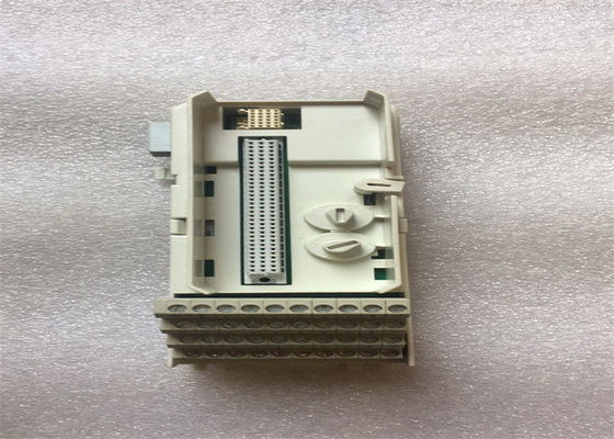 Блок прекращения модуля компакта ABB TU818V1, MTU, терминал I/O 50V 3BSE069209R1 S800