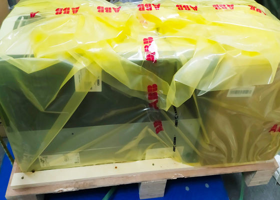 Привод 110kW 206A AC низшего напряжения инвертора 3AUA0000108028 частоты ACS880-01-206A-3