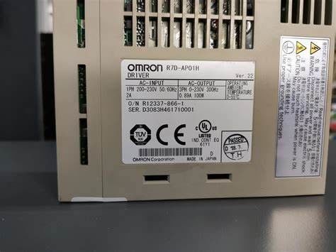 Поставка 2.6A 100V AC 100VAC сервопривода Omron R7D-AP04L нагружает ПРИВОД СЕРВОПРИВОДА 400 W