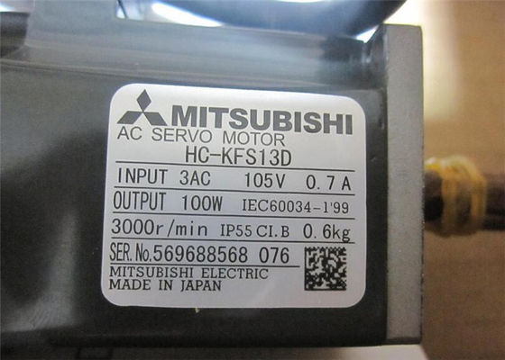 НОВЫЙ мотор сервопривода HC-KFS13D AC Мицубиси 100W промышленный 3AC 105V 0.7A в запасе