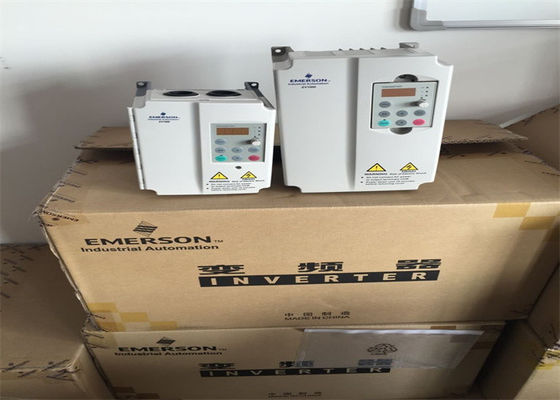 Частота 0.75KW 1.5KVA методов управлением инвертора EV1000-2S0007G NIDEC Emerson переменная
