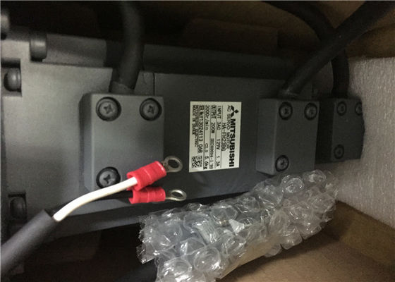 Мотор сервопривода 0.2KW Мицубиси Melservo HA-FH23BG промышленный 129V 13A НОВЫЙ в запасе