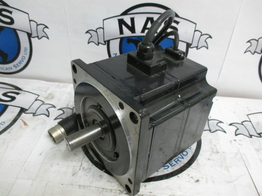 SGMDH-12A2A-YRA1 Sigma 5 Yaskawa Электрический сервомотор переменного тока 1150W 7.3A 200V 2000r/min