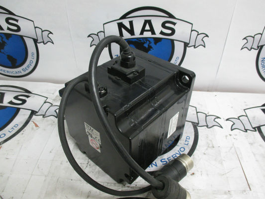 SGMDH-12A2A-YRA1 Sigma 5 Yaskawa Электрический сервомотор переменного тока 1150W 7.3A 200V 2000r/min