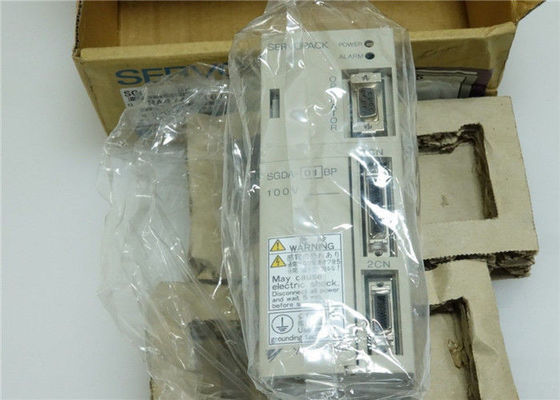 Yasakawa SGDA-01VP   Привод 100W 0.13HP мотора сервопривода Ac расклассифицировал емкость