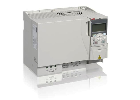 AC низшего напряжения ACS310-03E-48A4-4 управляет 3AUA0000039638 4A IP20