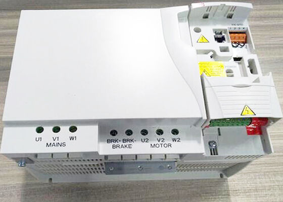 Привод 3AUA0000058195 22kW 30HP IP20 машинного оборудования ACS355-03E-44A0-4