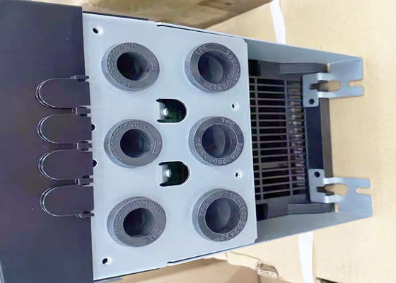AC низшего напряжения ACS880-01-017A-3 управляет Стен-установленным 3AUA0000107991