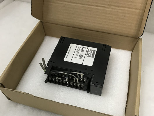 Ось GE IC693APU302 2 располагая модуль (APM) 24 соединителя I/O штыря 3 ноги 1 метр