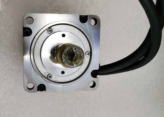 Моторы сервопривода 200V AC SGM7J-02AFC6S 200W 0.318NM 3000r/Min новые