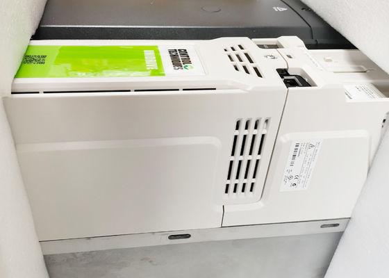 AC M701-06400420A UNIDRIVE M700 ВЫСОКОПРОИЗВОДИТЕЛЬНЫЙ УПРАВЛЯЕТ ВХОДНЫМ СИГНАЛОМ 50/60HZ