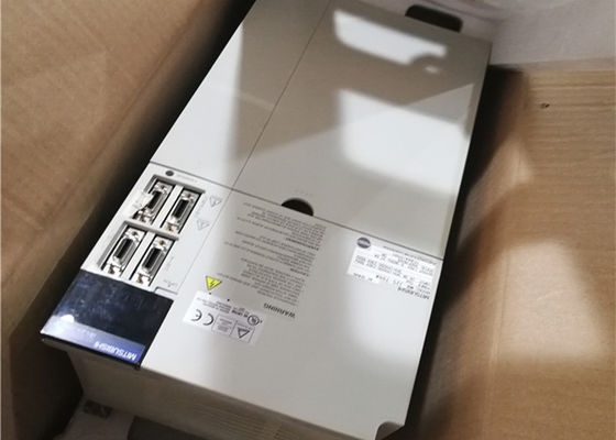 Усилитель Мицубиси MR-J2S-700A MELSERVO MR-J2 водителя мотора сервопривода AC 7KW 220V промышленный