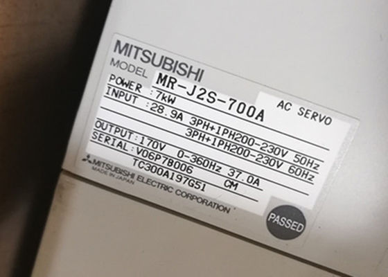 Усилитель Мицубиси MR-J2S-700A MELSERVO MR-J2 водителя мотора сервопривода AC 7KW 220V промышленный